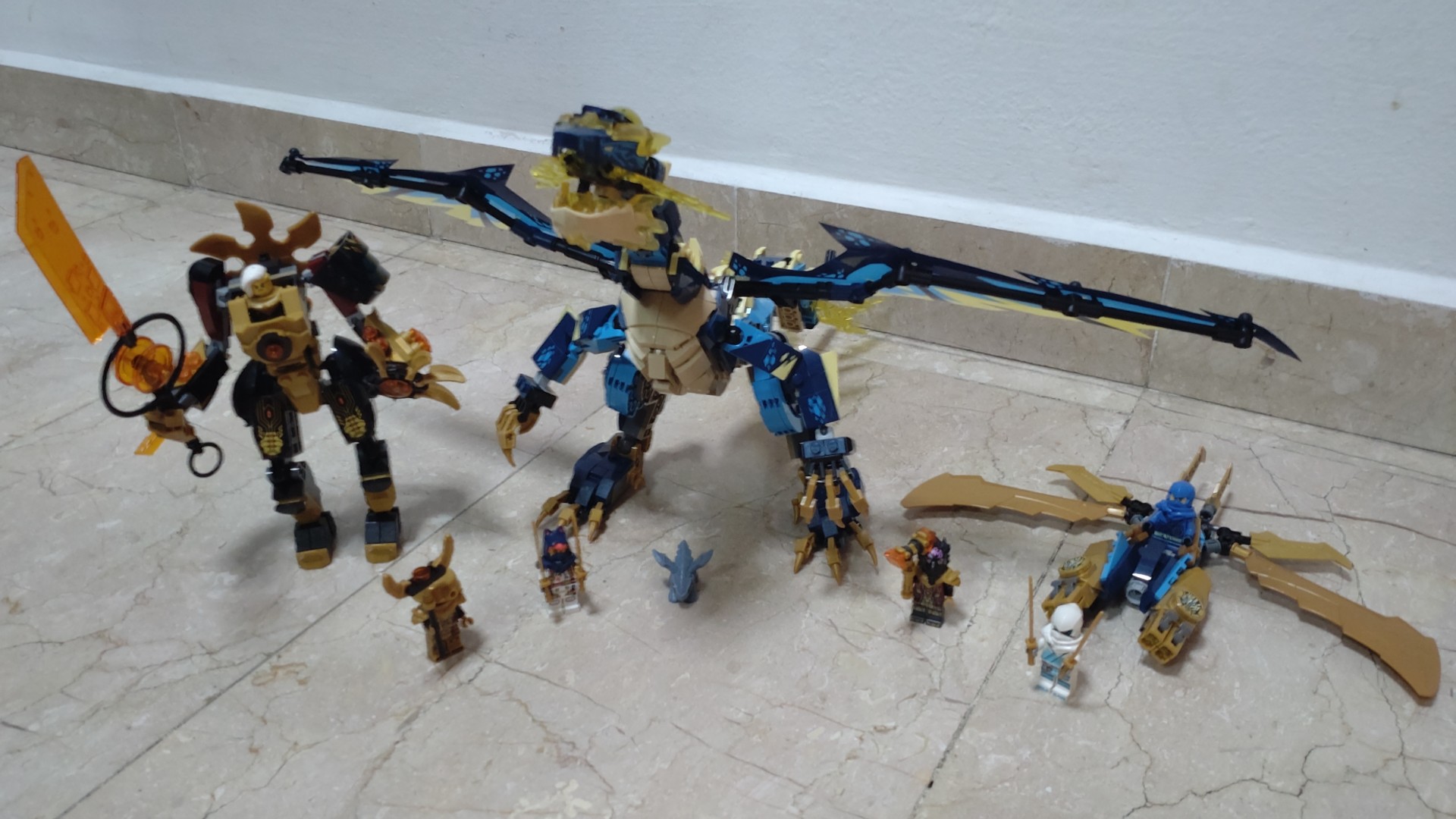 Lego Ninjago Sora's Transforming Mech Bike Racer Dragon Mech